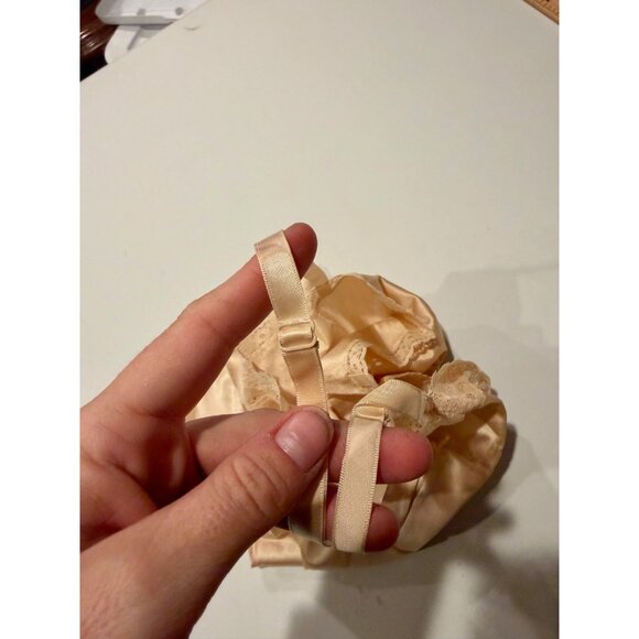 Vintage VANITY FAIR Cami Top Satin Lace Trim Size 36 Peach Lingerie Nightwear - Picture 4 of 7